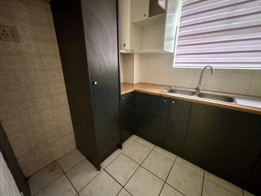 2 Bedroom Property for Sale in Townsend Estate Western Cape